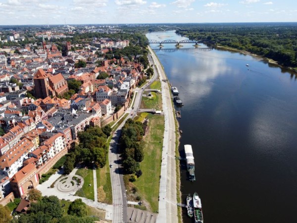 Rada Miasta Torunia przyjęła stanowisko w sprawie projektu "Strategii Rozwoju Polski do 2035 roku"