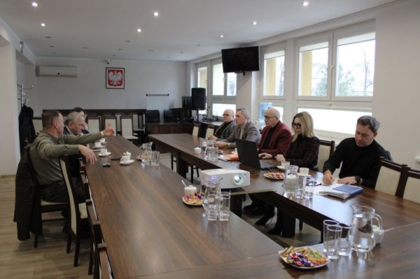 Rozpoczęto rozmowy o budowie ścieżki rowerowej przy drodze wojewódzkiej nr 569. Samorządy chcą wspólnie przygotować inwestycję