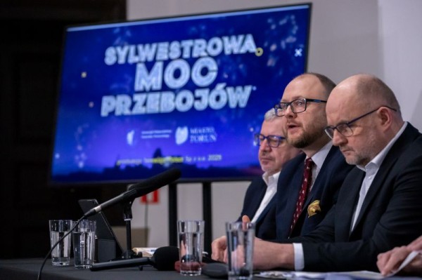 Już tylko godziny dzielą nas od Sylwestrowej Mocy Przebojów z Polsatem! Zobacz, co powinieneś wiedzieć wybierając się na Rynek Staromiejski w Toruniu (bezpieczeństwo, organizacja ruchu, komunikacja miejska, parkingi, dodatkowe pociągi)