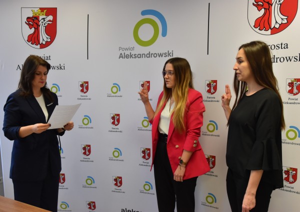 Nowy etap w karierze nauczycielek. Uroczyste wręczenie aktów mianowania w Powiecie Aleksandrowskim