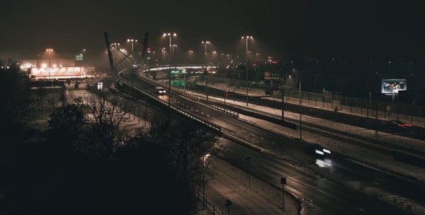 Zima nie odpuszcza. Zobacz poradnik - prognozę pogody, jak uzyskać wsparcie, gdzie się ogrzać i dostać ciepły posiłek