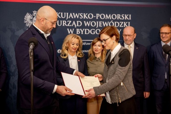 Ministerstwo Sportu i Turystyki dofinansowało budowę lodowiska w Złejwsi Wielkiej i modernizację Tor-Toru