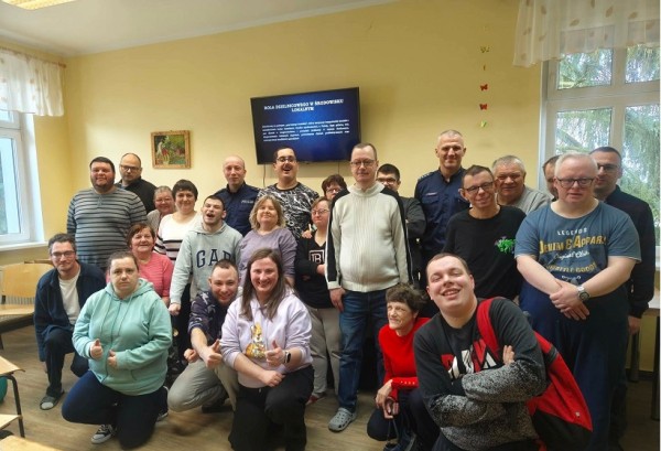 Dzielnicowi z Kowalewa Pomorskiego z nową akcją edukacyjną