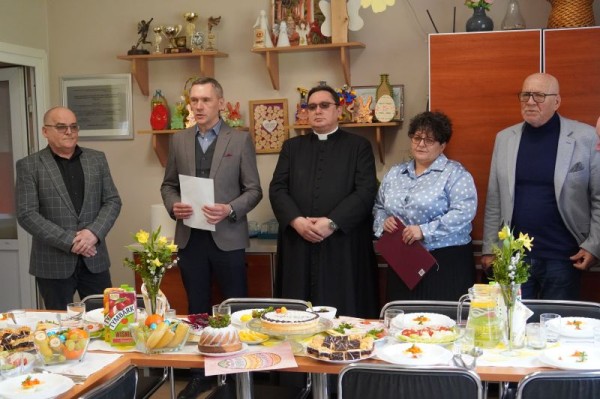 Wielkanocne spotkanie w DPS w Golubiu-Dobrzyniu. Tradycja, która łączy