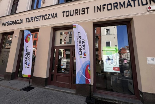 Tłumy w Toruniu na start sezonu turystycznego. Rekordowa frekwencja i atrakcje za pół ceny