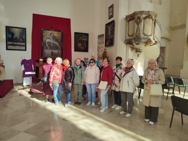 Seniorzy odkrywają Chełmno na nowo. Spacer, historia i integracja