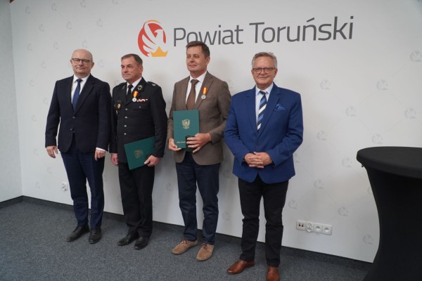 Wręczenie Odznak Honorowych za Zasługi dla Powiatu Toruńskiego
