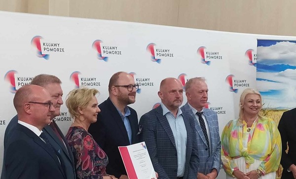 Podpisanie kolejnych umów